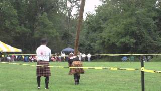 2011 Highland Games  2nd Attempt  Caber Toss Danny Bradley [upl. by Annora]