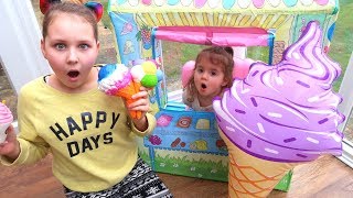 Serving Ice Cream and Shopping Pretend Foods Play and Learning Colors for Kids [upl. by Cindelyn]