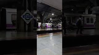 Juinagar Railway Station juinagar local navimumbai mumbai metro mumbail train rain [upl. by Allegna]