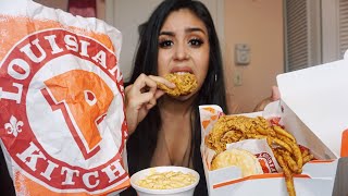 FIRST TIME TRYING POPEYES CRUNCHY CHICKENMAC amp CHEESE MUKBANG WATCH ME EATEATING SHOW EAT W ME [upl. by Nolasba]