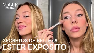 Ester Expósito skincare y maquillaje glowy con pequitas  Secretos de Belleza  VOGUE España [upl. by Kiki]