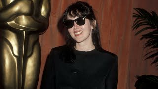 Isabelle Adjani  The Oscars 1990 [upl. by Nahtnhoj86]