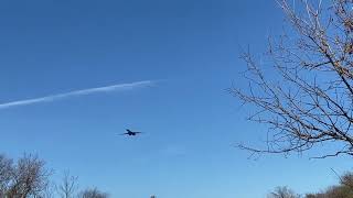 A b1 lancer coming in to tinker afb from Ellsworth afb [upl. by Innes]