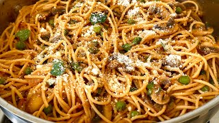 Easy Weeknight Mushroom Green Pea Spaghetti Recipe [upl. by Jamima]