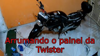 Como arrumar o painel da CBX Twister resetando e apagando [upl. by Lemmueu]