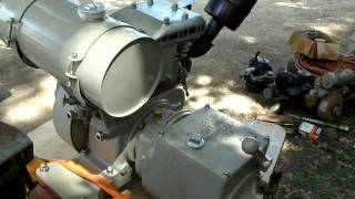 Vintage Antique Briggs Stratton quotBMGquot Inboard Boat Engine  Portland 2011 [upl. by Clyte]