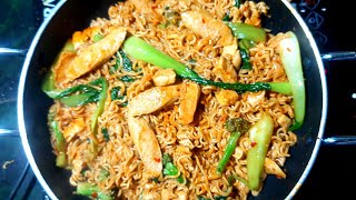 How to make Chicken Chow Mein at home Stir fry chicken noodles  Chicken Chowmein [upl. by Constant]