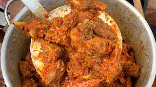 How To Make Delicious Stewed Chicken For Parties [upl. by Ontina]