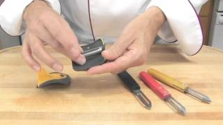 Learn About Peeler Knife  Type of Vegetable Peeler [upl. by Kelleher36]