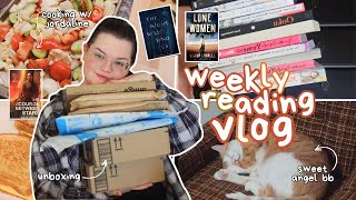 book unboxing 📖 WEEKLY READING VLOG [upl. by Thamos340]