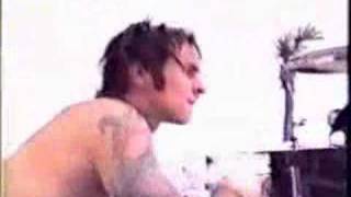 Rare  Blink 182  Dont Leave Me  Daytona Beach 2000 [upl. by Neersin]