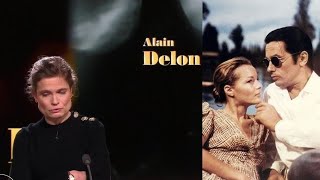 quotDes rapports intimesquot  la mort dAlain Delon vue par la fille de Romy Schneider Sarah Biasini [upl. by Nolaj]