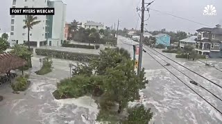 Timelapse shows devastating storm surge from Hurricane Ian in Fort Myers Florida [upl. by Soisinoid]