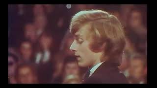 Krystian Zimerman  Chopin Watlze Op 34 N 1  Live At 1975 [upl. by Elleuqar]