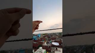 Chote ki patang main langarh daal kar patang thod li🥰kiteflyinglover looter shortvideos [upl. by Sseb]