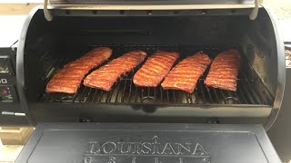 Ribs on the Louisiana Grills SL 1000 Pellet Grill [upl. by Nioe682]