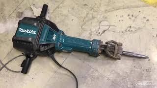 Makita HM1812 demolition hammer [upl. by Drallim502]