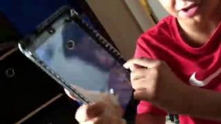 How to take a life proof case off a iPad mini [upl. by Grous]