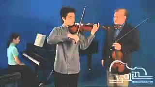 Vibrato Master Class Mozart Violin Concerto no 4 [upl. by Nirtiak]