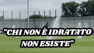 JUVE COLINET TRAVOLTO DAL GETTO DI UN IRRIGATORE LA REAZIONE DI THIAGO MOTTA 📷 🚨 [upl. by Niveek]