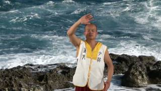 Shaolin Qi Gong mit Meister Shi Xinggui01 [upl. by Hcra]