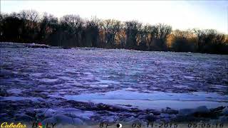 Timelapse Watch the Delaware River freeze in 25 seconds [upl. by Rogergcam]