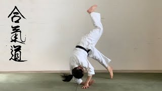 Aikido  Vorwärtsrollen für Zuhause [upl. by Nylanna]