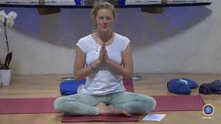 ANANDA LIVE Ananda Yoga mit Ruby TEDGER [upl. by Wehrle821]