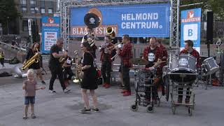 Black Wooow  Loon op Zand Blaasfestijn Centrum Helmond 24 september 2021 [upl. by Maible]