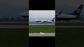 Ryanair hard landing at BGY hardlanding avgeek aviation aviationlovers planespotting plane [upl. by Sachiko]