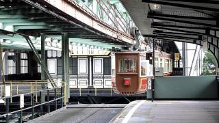 Fahrt im Kaiserwagen der Wuppertaler Schwebebahn [upl. by Eirrehs674]