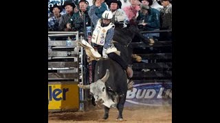 High Tide bucks Mike Lee  03 PBR Finals [upl. by Adey]