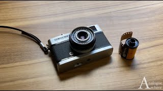 How to load Olympus Trip 35 [upl. by Alper]