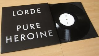 Lorde  Pure Heroine  unboxing vinyl LP [upl. by Ekusoyr]