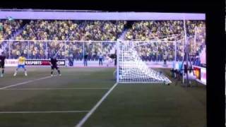 FIFA 12 Bug Torwart wird mit Ball durchs Tor geschossen Amazing Goal  Manchester City Brasilien [upl. by Swinton656]