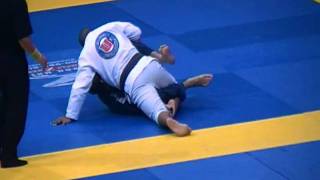 MarcusquotBuchechaquotAlmeida Pulling Deep Half Guard sweep [upl. by Farrish]