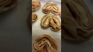 Cinnamon Rolls Easy Cinnamon Rolls Soft sweet cinnamon roll [upl. by Yme]