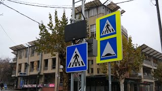 U Partizanskoj ulici postavljena nova saobraćajna svetlosna signalizacija 14 11 2024 [upl. by Vyner90]