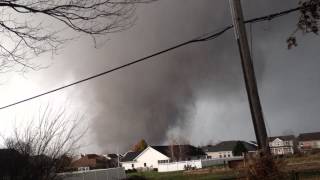 Washington Il Tornado Nov 17 2013 Kris and Mandy Lancaster [upl. by Kippie]