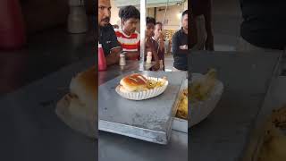 GANDHIDHAM ka famous Vada pav famous Vada pav gandhidham streetfood shortsviral shortsvideo [upl. by Aldred]