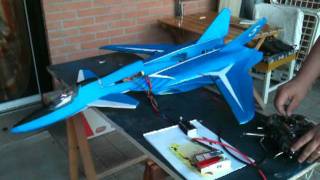 YF19 Excalibur Macross RC in Depron test comandi [upl. by Millicent]