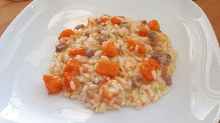 RISOTTO CON ZUCCA E SALSICCIA  Buono Facile Veloce [upl. by Boiney]