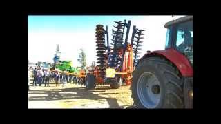 BIG MASSEY FERGUSON 8480 AND DISCS HARROW GALUCHO GXT 60 MADE IN PORTUGAL at work [upl. by Winthorpe]