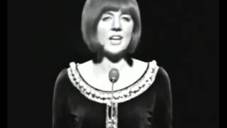 Cilla Black  Youre My World  Live  RIP CB [upl. by Llehctim18]