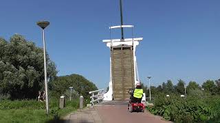 Brugopening Wittebrug Nieuwerkerk ad IJssel Ophaalbrug Drawbridge Pont Levis Klappbrücke [upl. by Kyl721]