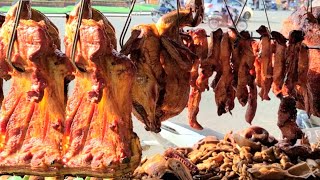 here Selling everyday Meat Grilled Pork Popular  Roast Duck amp BBQ Crispy Park Belly Braised [upl. by Gardol122]