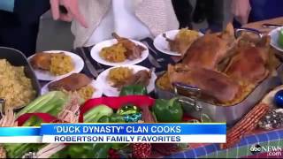 Duck Dynasty Family Cook Up Their Favorite Recipes [upl. by Ahsyen]