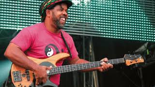 Victor Wooten  Victa Solo AltyapıSolo Backing Track [upl. by Laurianne]