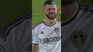 Beautiful scenes as Leeds farewell Mateusz Klich [upl. by Vrablik595]