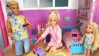 Barbie and Ken at Barbie Dream House Opening Barbie Mini Toys w Sister Chelsea [upl. by Annorah394]